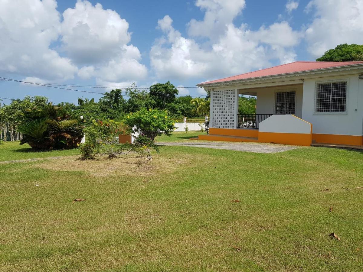 Kaz A Faup Villa Grand-Bourg  Exterior photo
