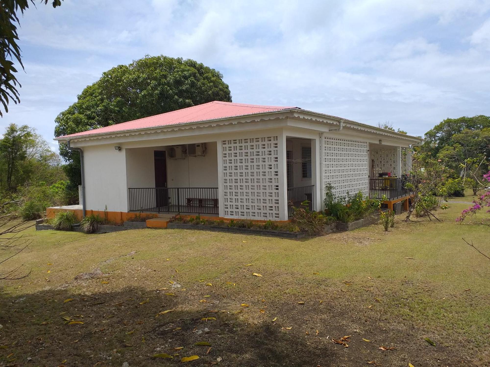 Kaz A Faup Villa Grand-Bourg  Exterior photo